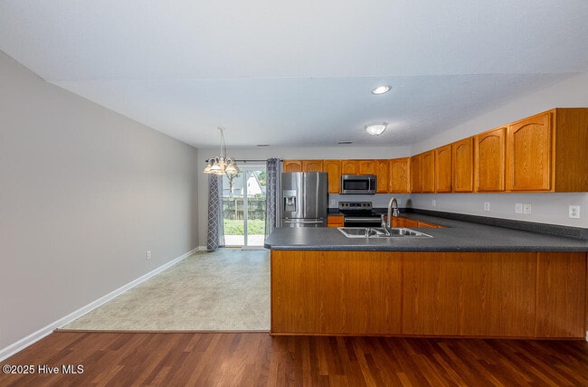 Building Photo - 139 Oakley Dr