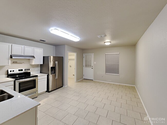Building Photo - 4908 Parkrise Dr
