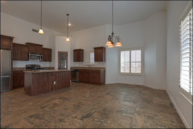 Building Photo - 3065 Snowy Point Dr