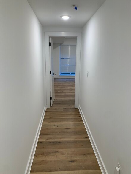 Building Photo - 2416 Clifford St