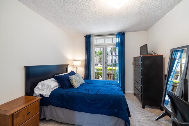 Building Photo - 1280 S Alhambra Cir