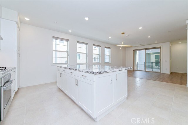 Building Photo - 173 Cadence