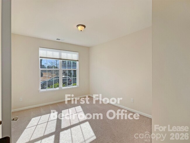 Building Photo - 8227 Cornhill Ave