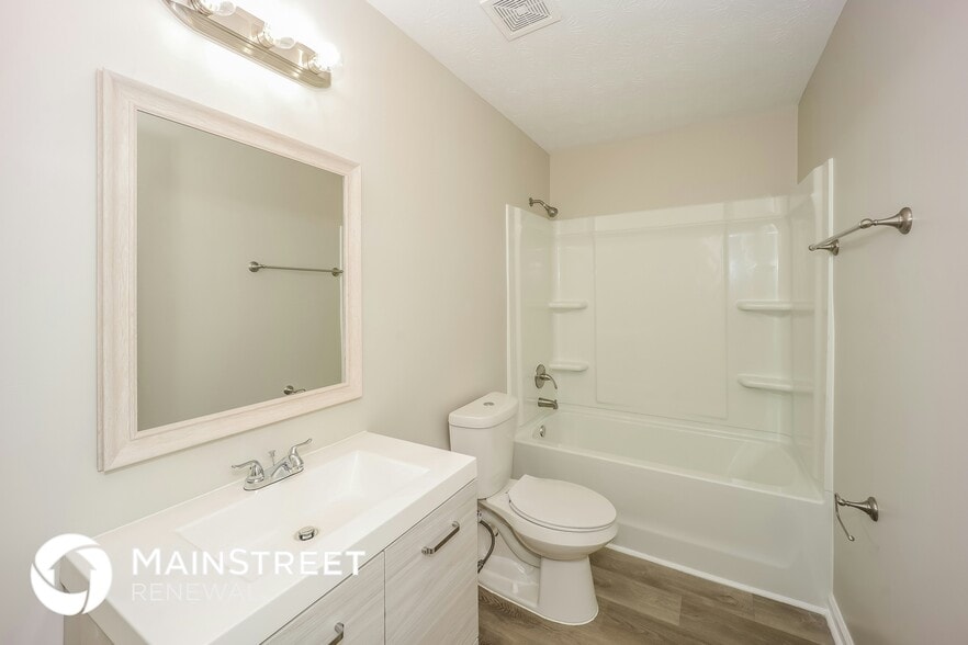 Building Photo - 6115 Forrest Ave