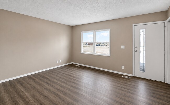 Building Photo - 3938 Biscayne Rd