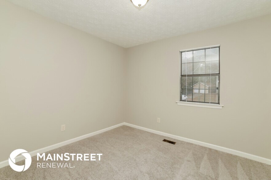 Building Photo - 2781 White Fox Ct