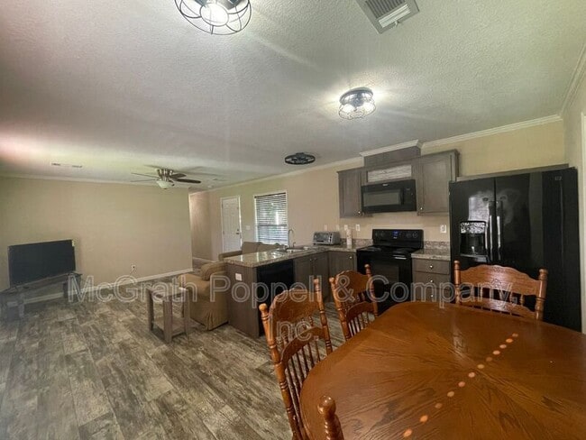 Building Photo - 5414 Miley Rd