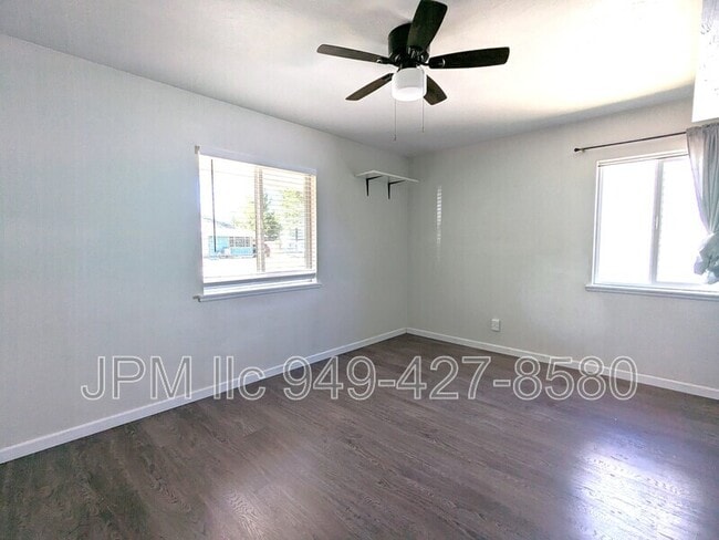 Building Photo - 440 K St