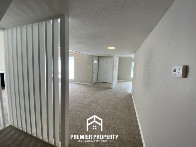 Building Photo - 4196 Crain Rd