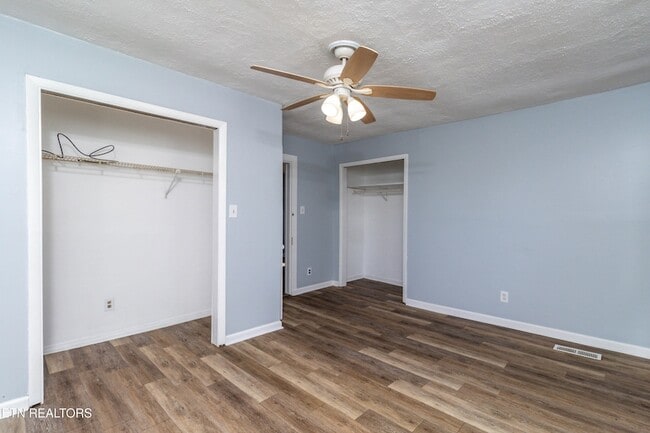 Building Photo - 3023 Rector St