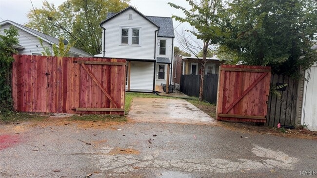 Building Photo - 6815 Wise Ave