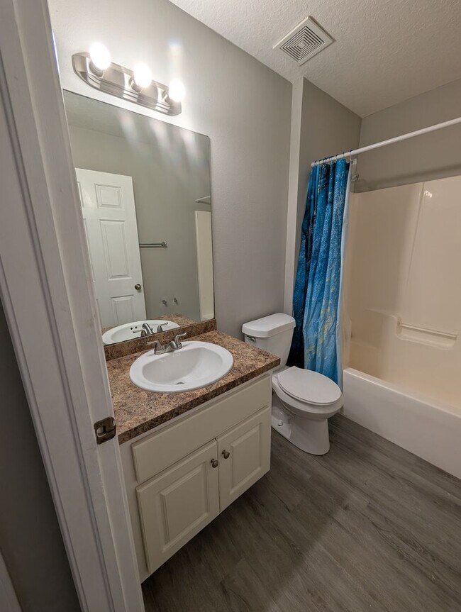 Building Photo - 9019 Cochise Ln