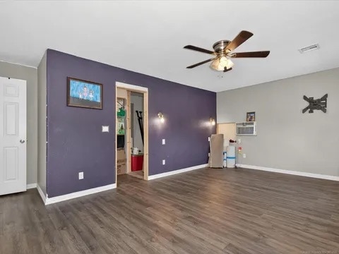 Building Photo - 3615 Utah Ave