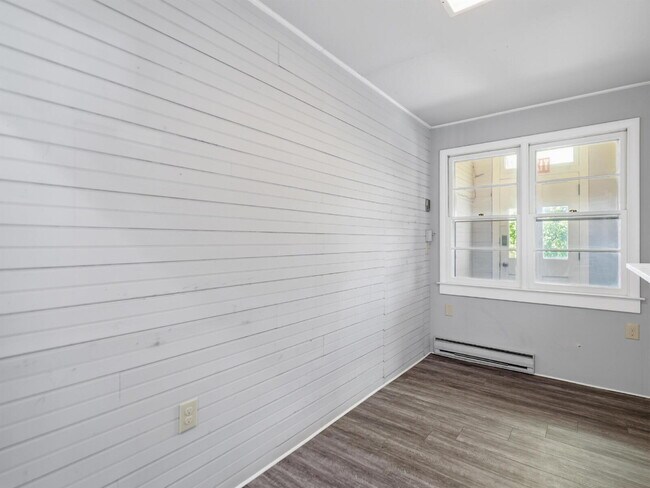 Building Photo - Charming 2-Bedroom, 2-Bath First-Floor Residence in a Beautifully Renovated Historic Home