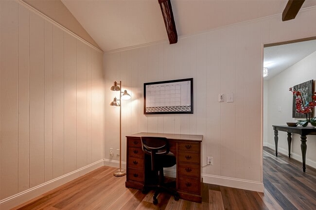 Building Photo - 3903 Hermitage Hollow Ln