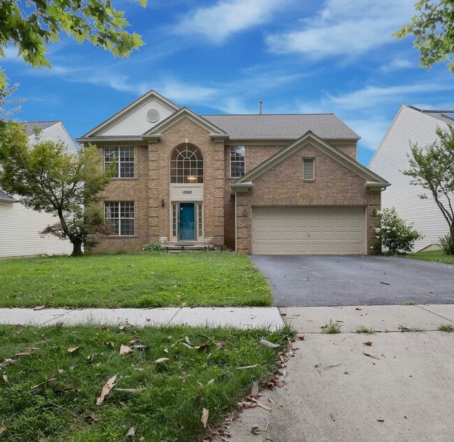 Primary Photo - Beautiful 4 BR/3.5 BA Single-Family Home i...