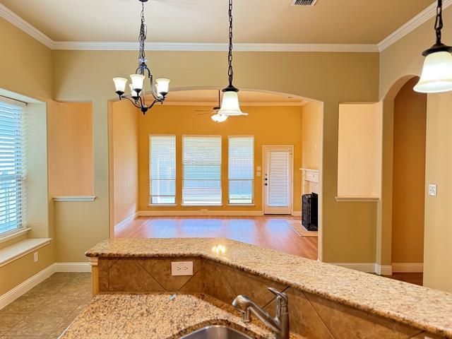 Building Photo - 2702 Westpoint Dr
