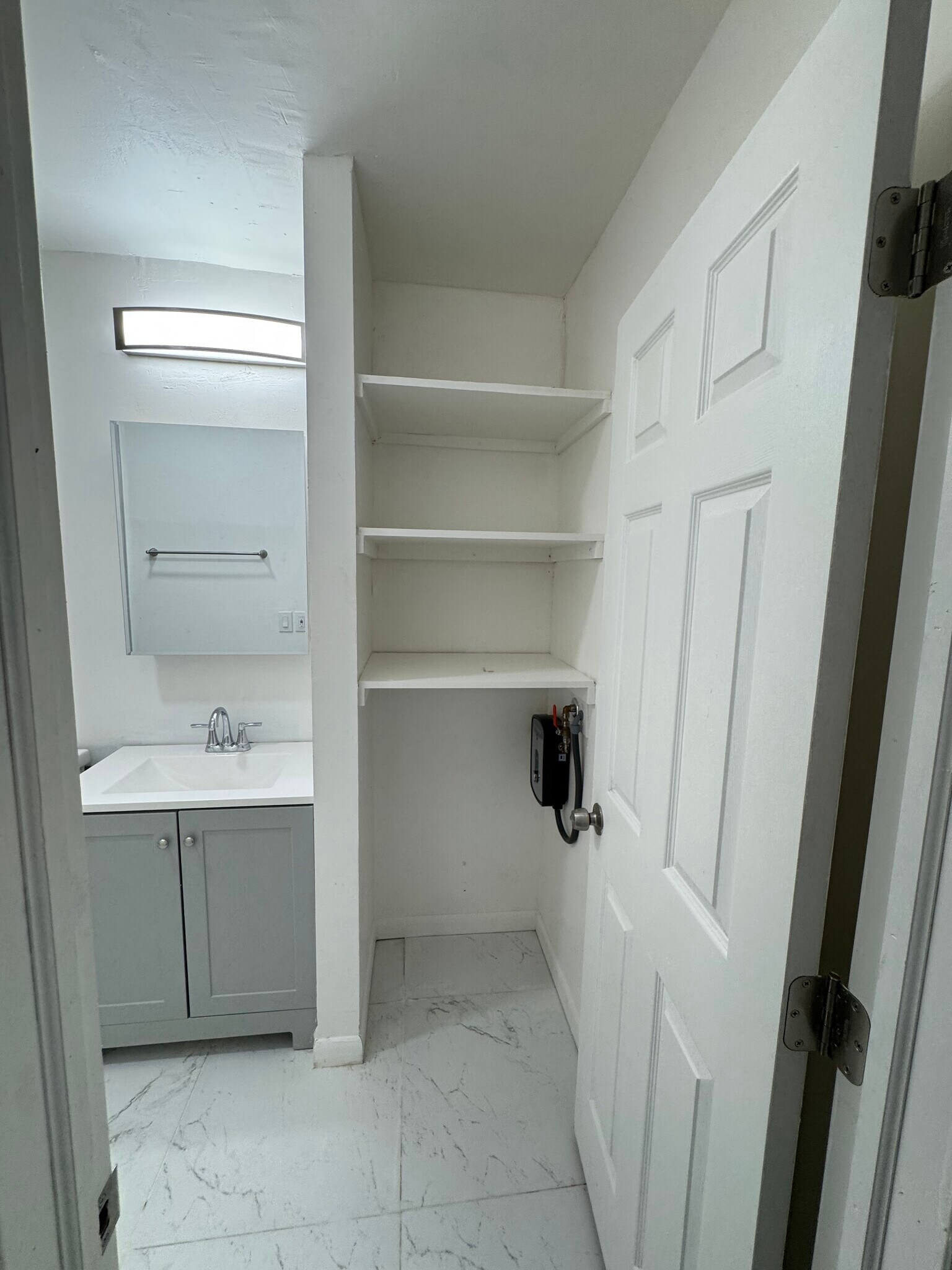 Building Photo - 1017 N E St