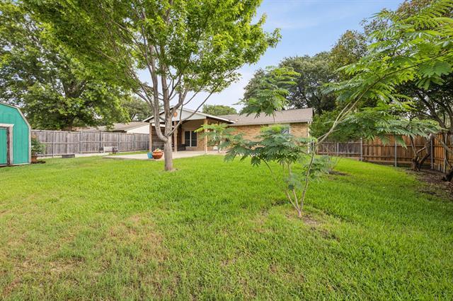 Building Photo - 4218 Crestwood Dr