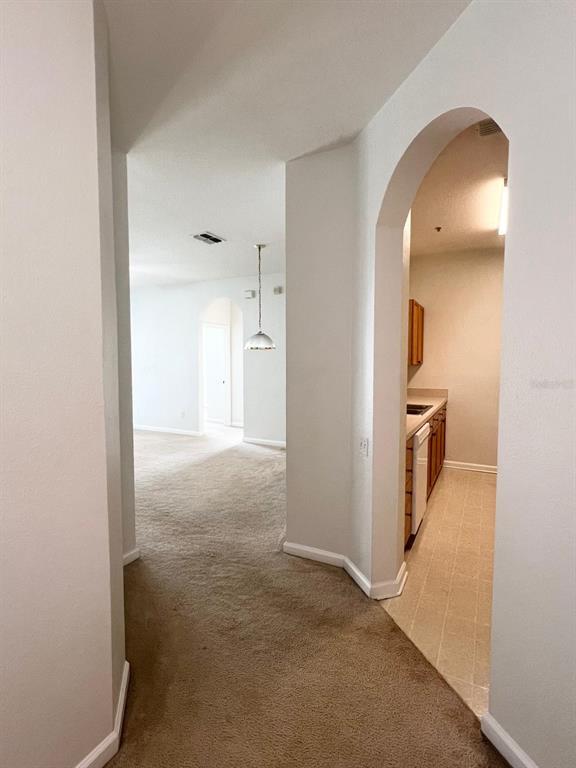 Building Photo - 8101 Coconut Palm Way