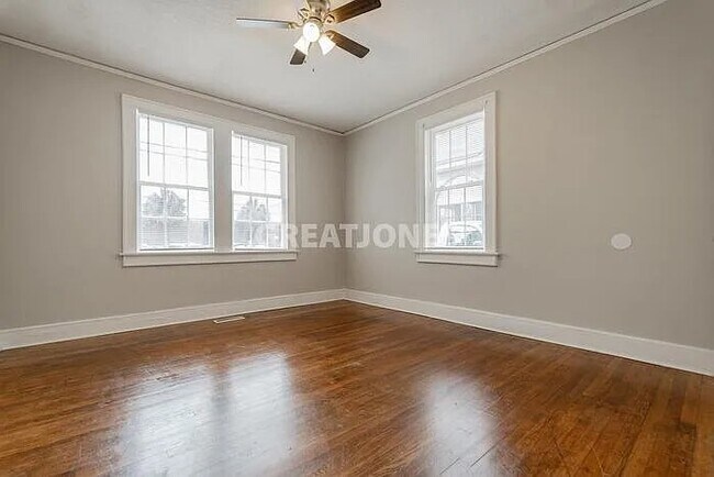 Building Photo - 1315 Lorick Ave
