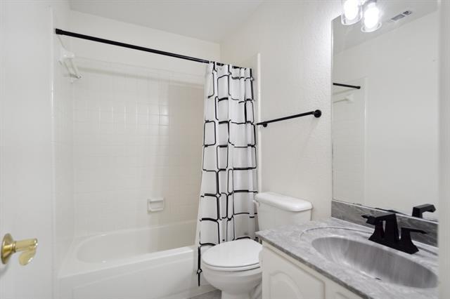 Building Photo - 4120 Kingsferry Dr