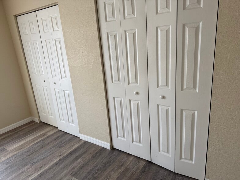 Building Photo - 149A Plain View Dr