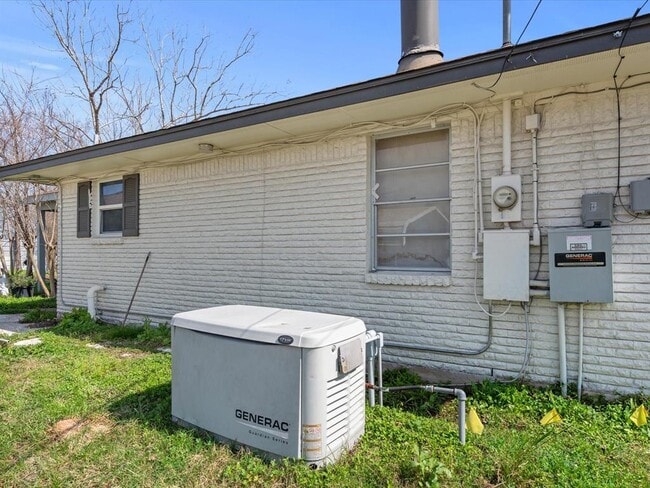Building Photo - 12313 Unison Rd