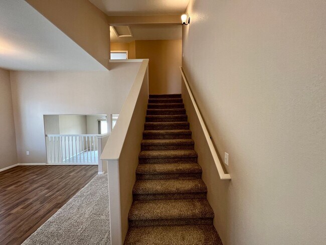 Building Photo - 1110 Tur St