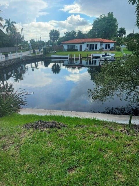 Building Photo - 2856 NW 10th Ave