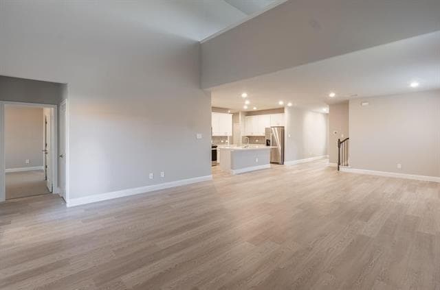 Building Photo - 909 Elijah Ln