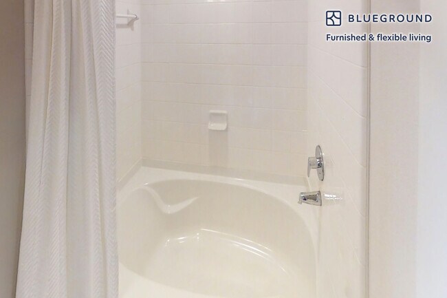 Building Photo - 13195 W Progress Cir