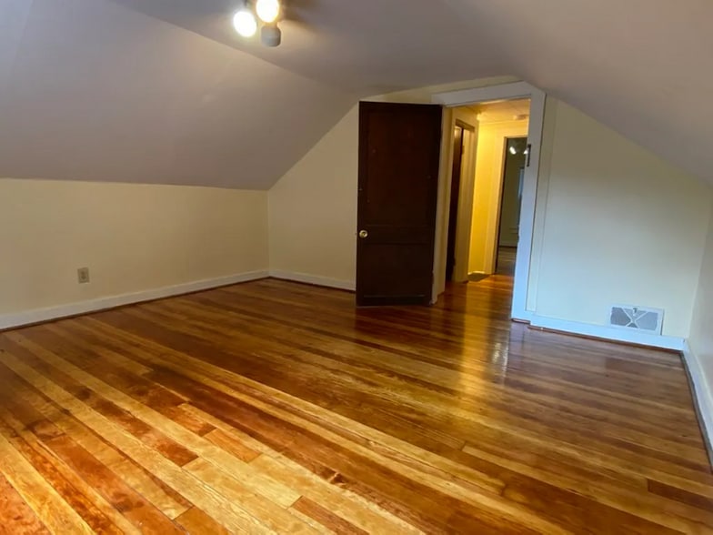 Building Photo - 1288 Federal St