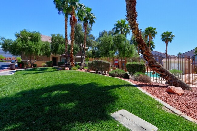 Building Photo - 6530 Bucking Horse Ln