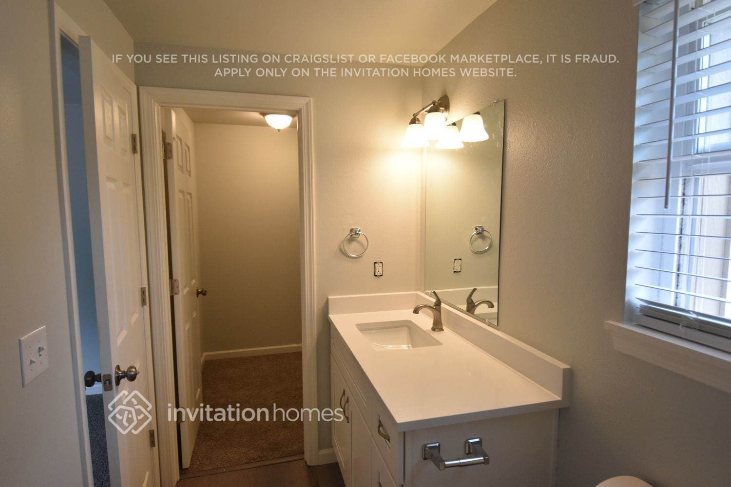Building Photo - 3700 Arbor Dr SE