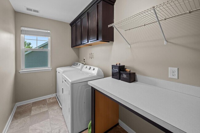 Building Photo - 4540 Garden Hills Loop