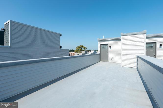 Building Photo - 1208 N Etting St