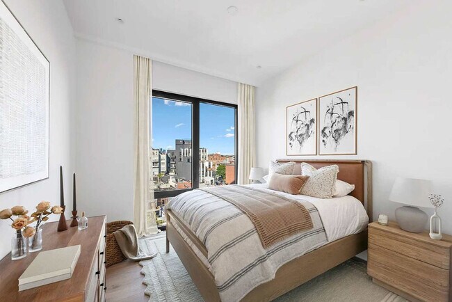 Building Photo - 51 S 1st St