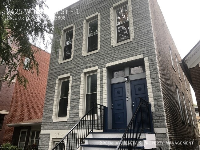 Building Photo - 2425 W Thomas St