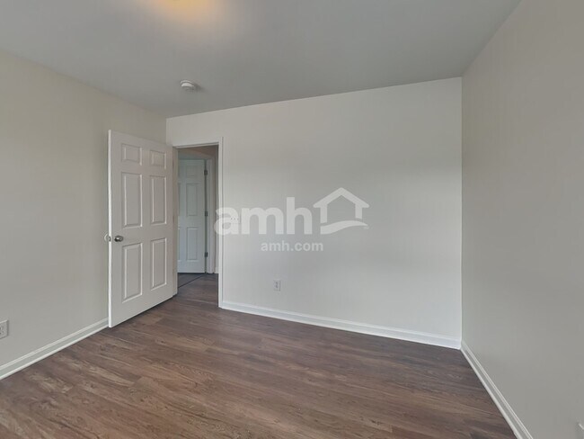 Building Photo - 1001 Finley Ct