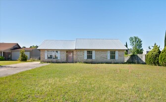 Building Photo - 756 Melissa Dr