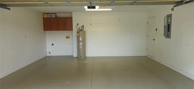 Building Photo - 1568 Grove Ct