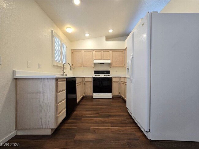 Building Photo - 7554 Durham Hall Ave