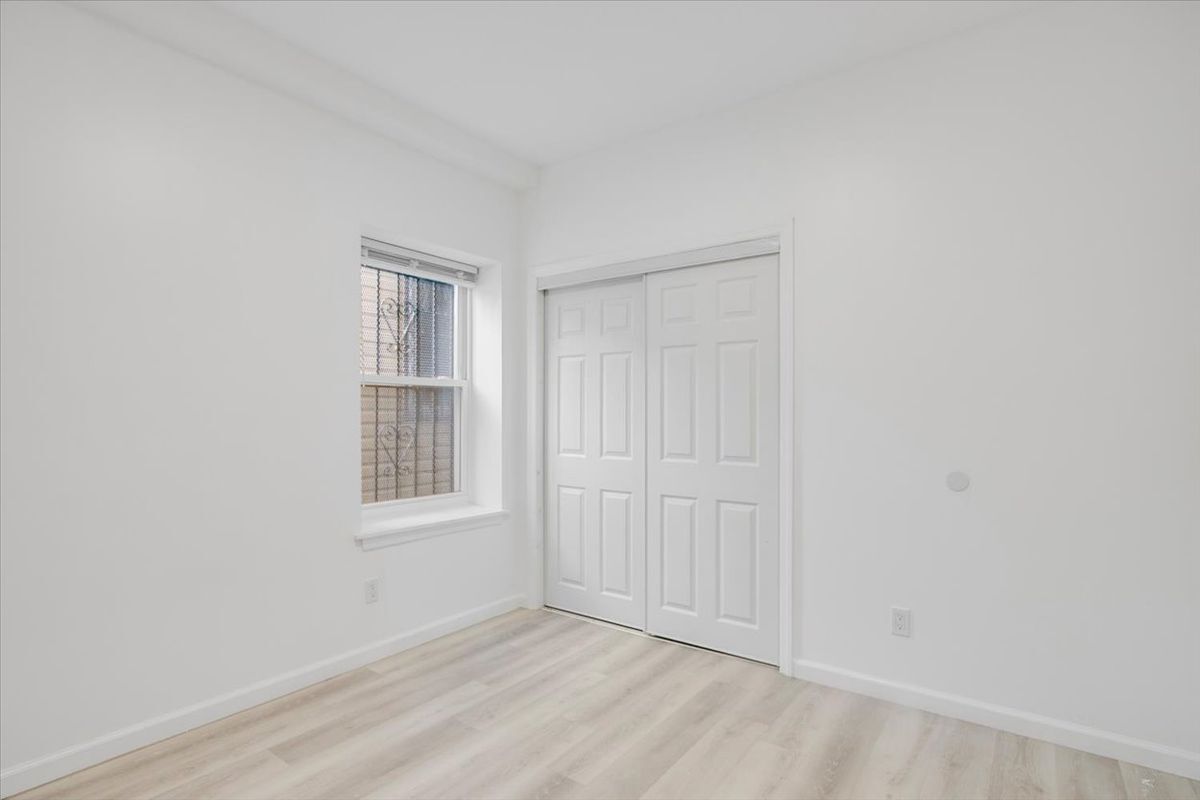 Building Photo - 500 S 18th St
