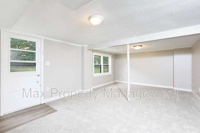 Building Photo - 1515 NW 81st St