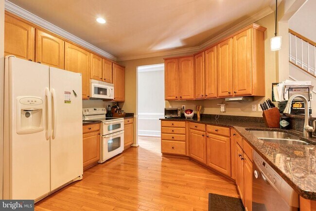 Building Photo - 318 Native Dancer Cir