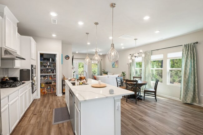 Building Photo - 622 Firebrick Dr