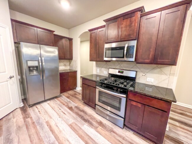 Building Photo - 524 Cautillion Dr