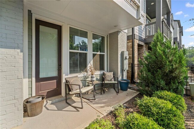 Building Photo - 518 Hargrove Ln