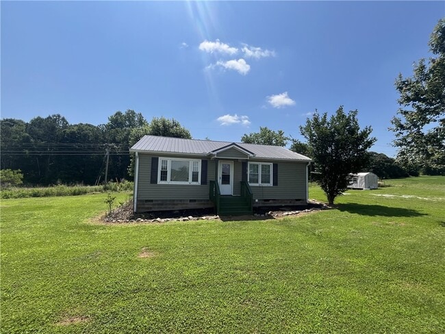 Building Photo - 393 Snow Creek Rd